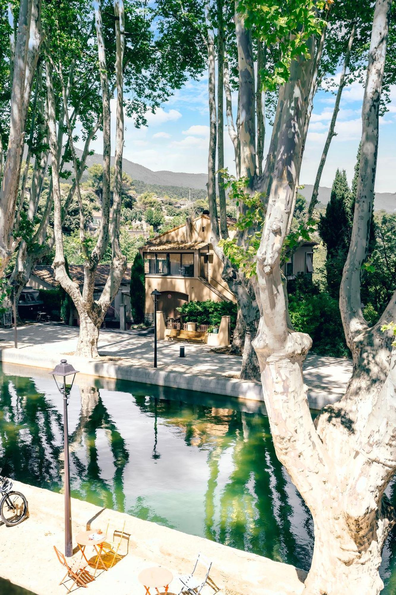 Les Suites De L'Etang Кюкюрон Экстерьер фото